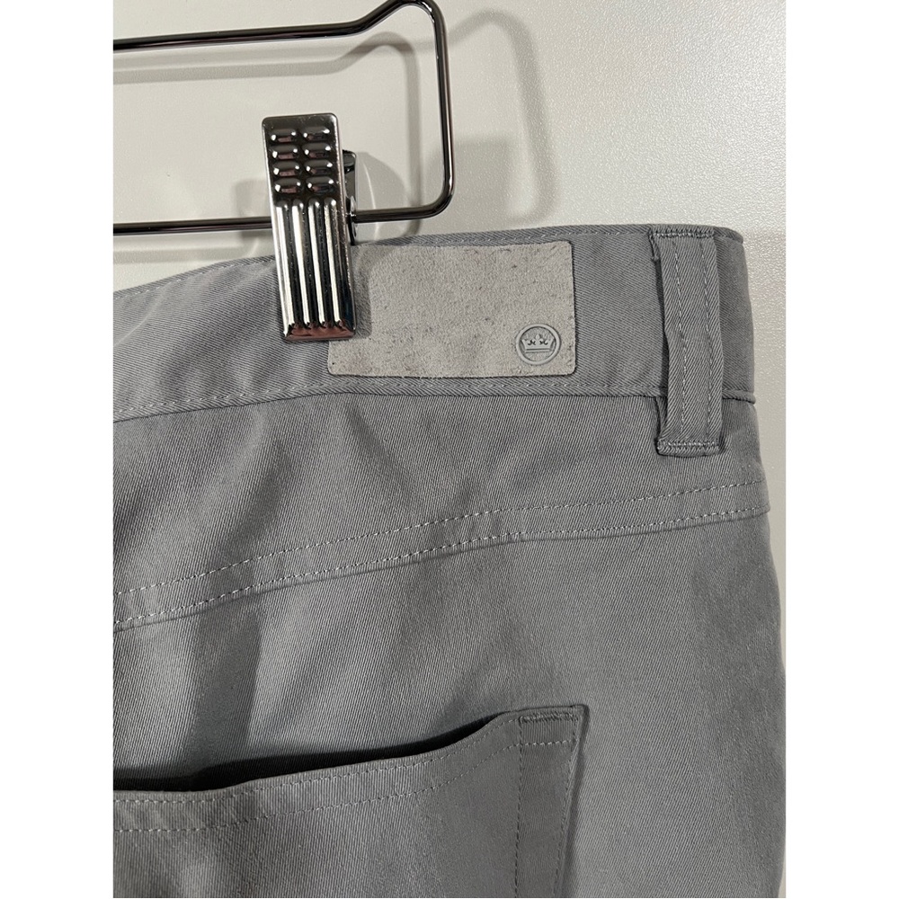 Peter Millar Crown Sport eb66 Performance Five-Pocket Pant Gale Gray Size 40x32 - Picture 5 of 12